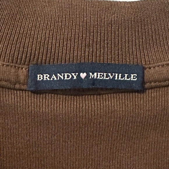 Brandy Melville Collared Crop Tank - Picture 5 of 6